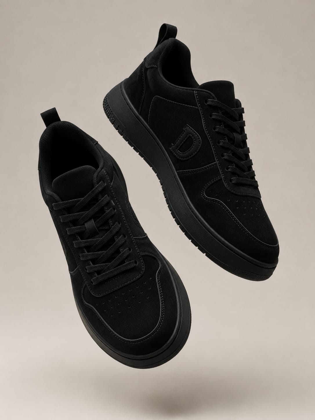D Shadow Black Sneakers